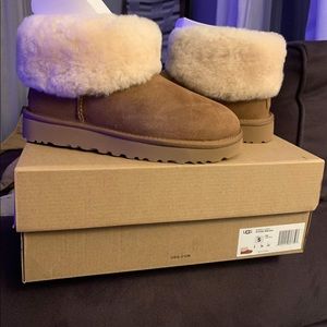 Uggs classic mini fluff